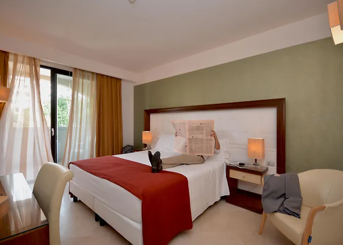 Apulia Hotel Vittoria Resort Pool & Spa