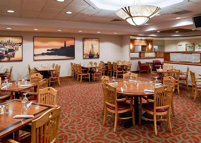 Clarion Hotel Portland Airport Me