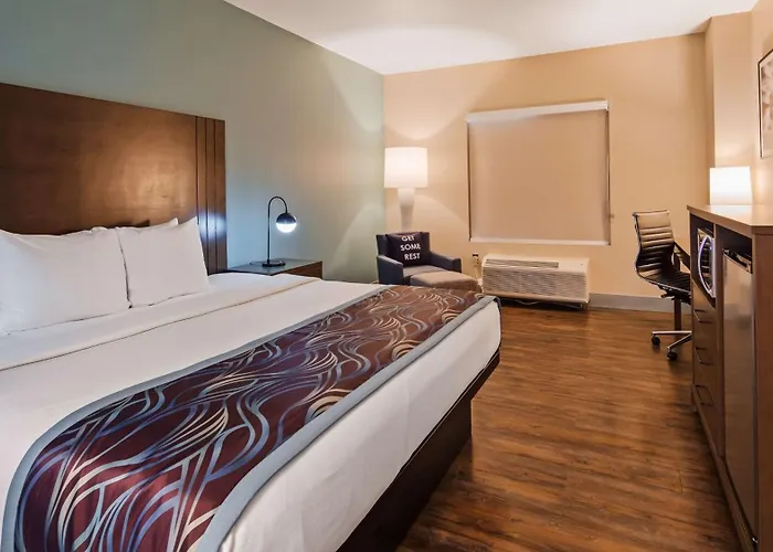 Best Western Plus New Barstow Inn & Suites