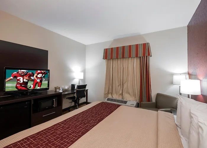 Sonesta Essential Ames Motel