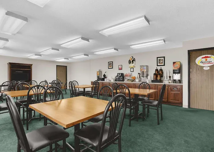 Super 8 By Wyndham Washington