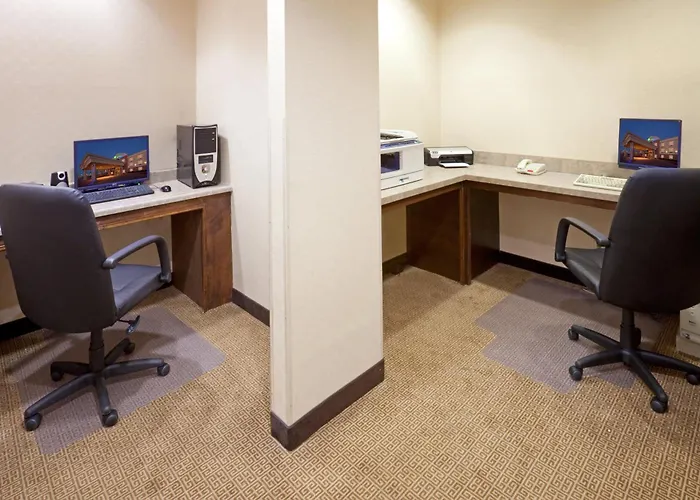 Holiday Inn Express Hotel & Suites Eagle Pass By Ihg