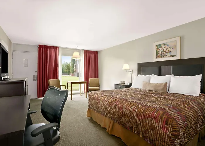 Ramada By Wyndham Washington