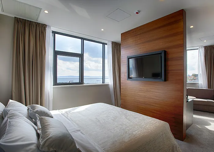 Marvie Hotel & Health