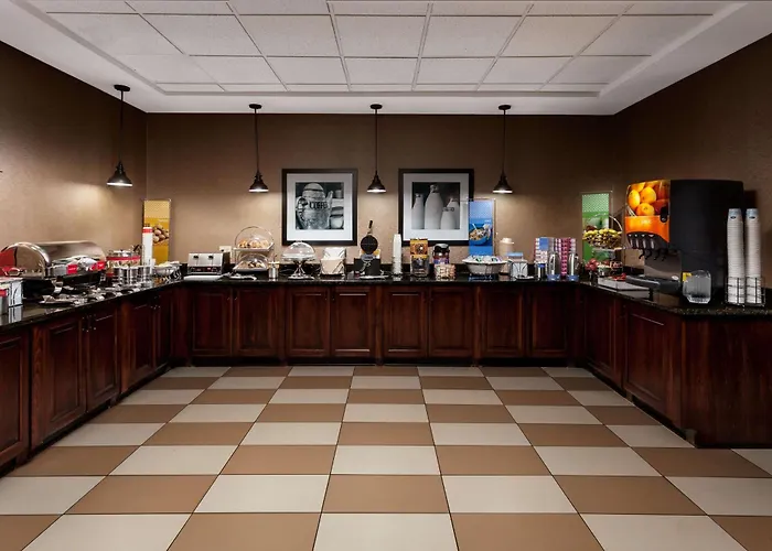 Hampton Inn Newberry Opera House