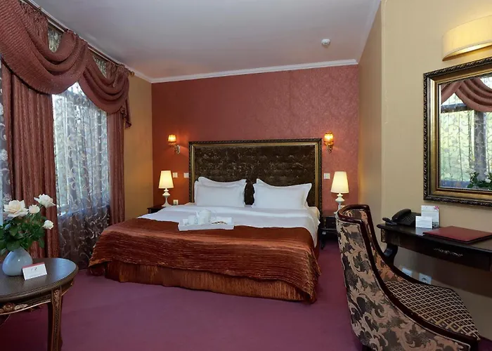 Kristel Hotel