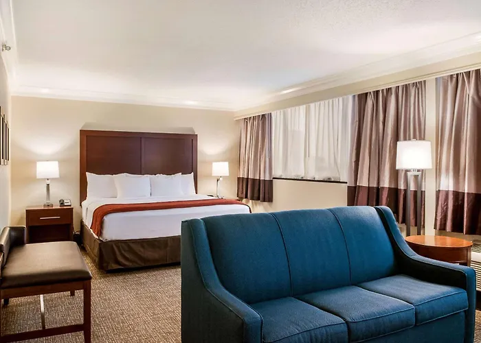 Comfort Inn & Suites At Copeland Tower