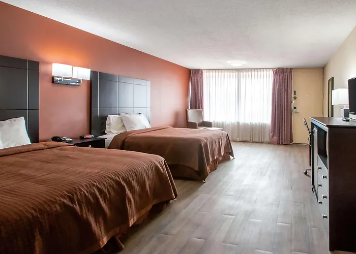 Econo Lodge Elko Downtown Area