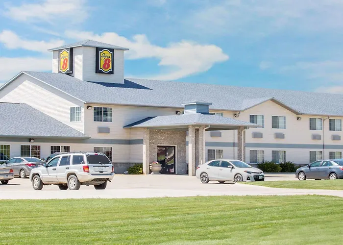 Super 8 By Wyndham Carroll/East