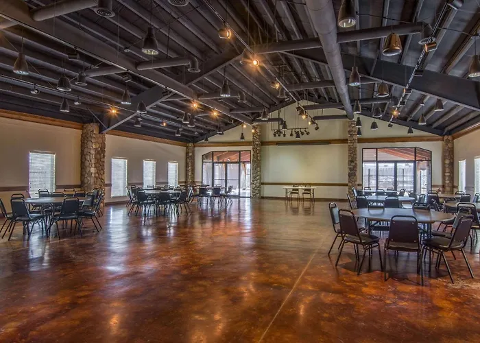 Americinn By Wyndham Pampa Event Center