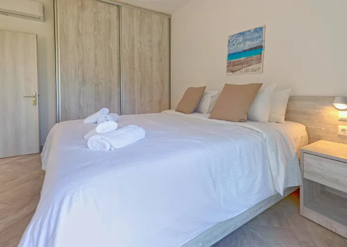 Sami Beach Hotel