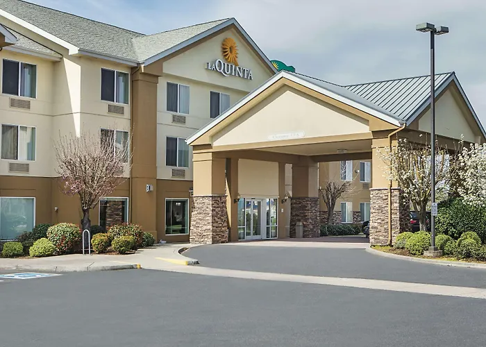La Quinta By Wyndham Central Point - Medford