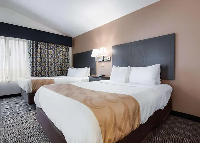 Quality Inn & Suites Mccook