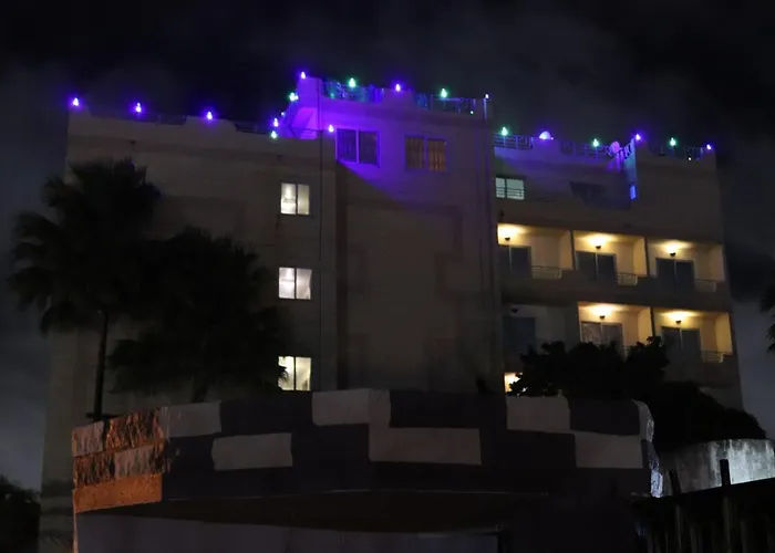 Maple Leaf Korean Hotel