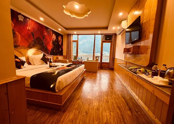 Hotel Old Smugglers With Balcony Mountain View Ac Hot And Cold Near To Hadimba Temple