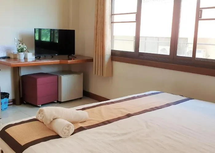 Navy Home Hotel โรงแรมเนวี่โฮม