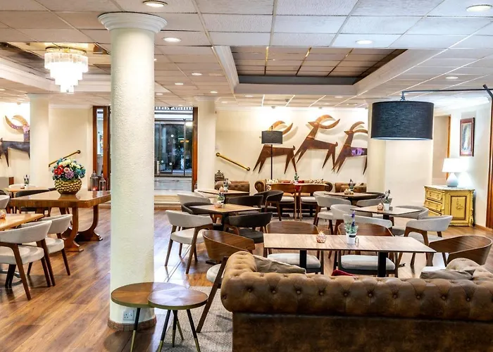 Forest Park Hotel