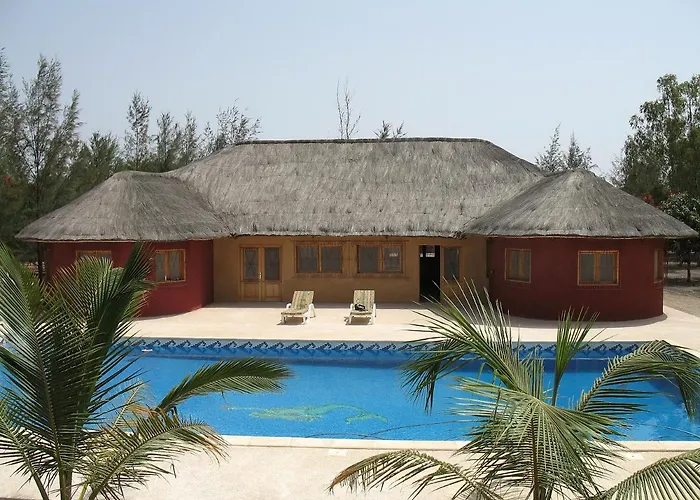 Le Baobab De Nianing