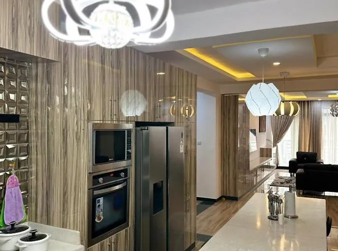 Nigus House Oniru