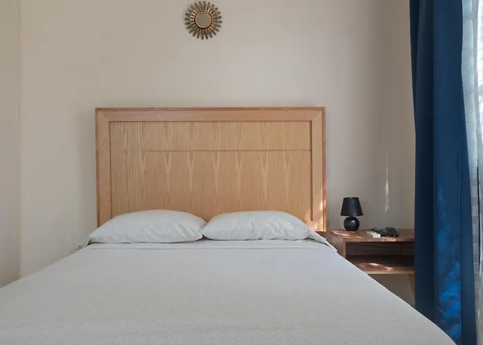 Nido Colibri - Private Rooms And Hostel Dorms In Remate De Paseo Montejo