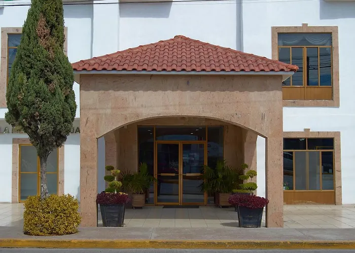 Hotel Del Alba Inn & Suites