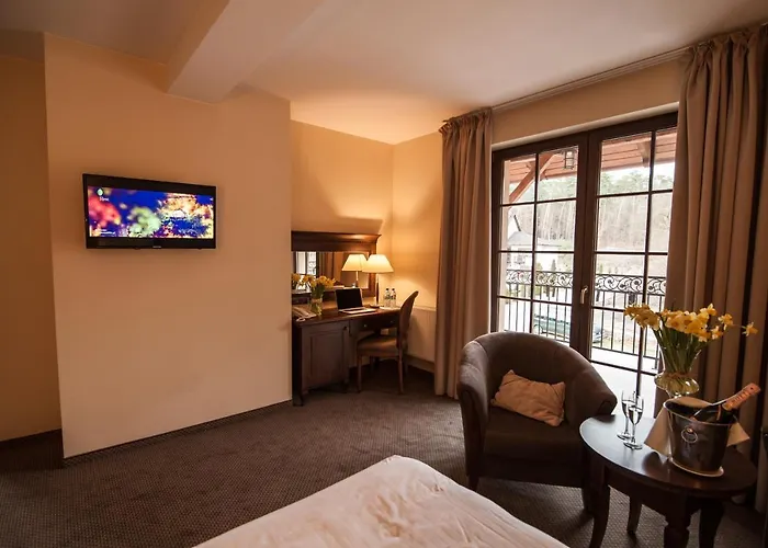 Forrest Hotel & Restaurant