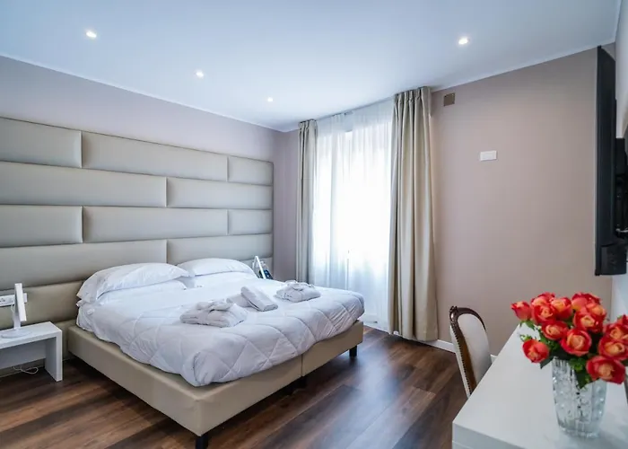 Hotel Globo Suite-Correnti Hotels