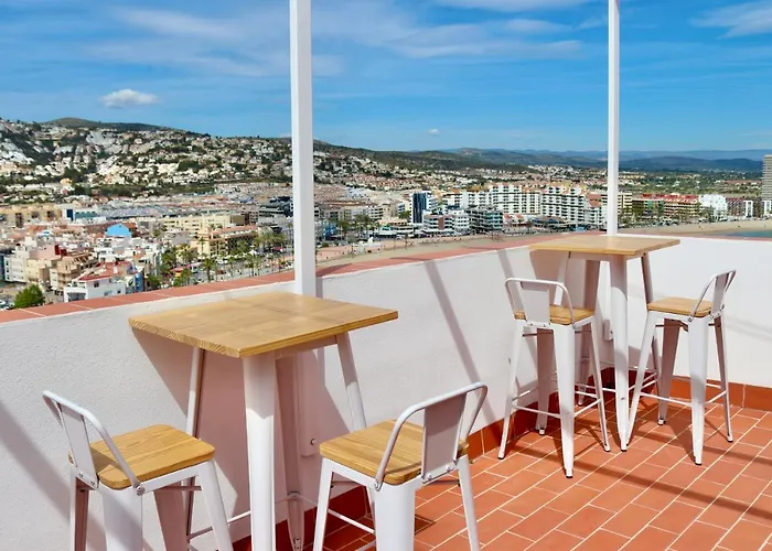 La Plaza Hostal