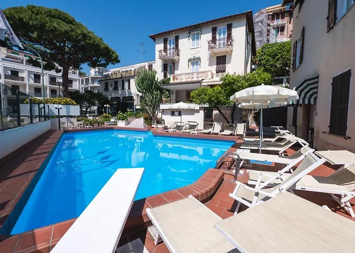 Coccodrillo Hotel & Apartments