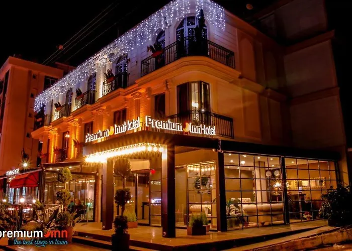Premium Inn City Hotel & Restaurant Central Shopping Street Location !
