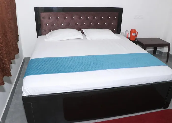 Hotel Crown Residency