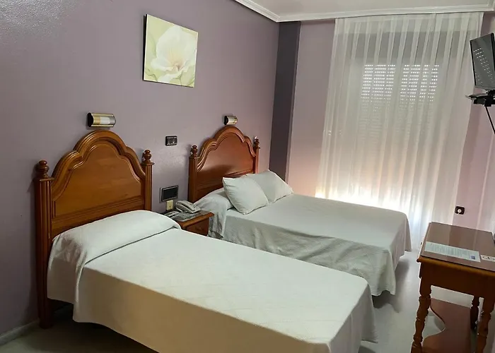Hotel Lusitania, Centro Ciudad, Parking Privado
