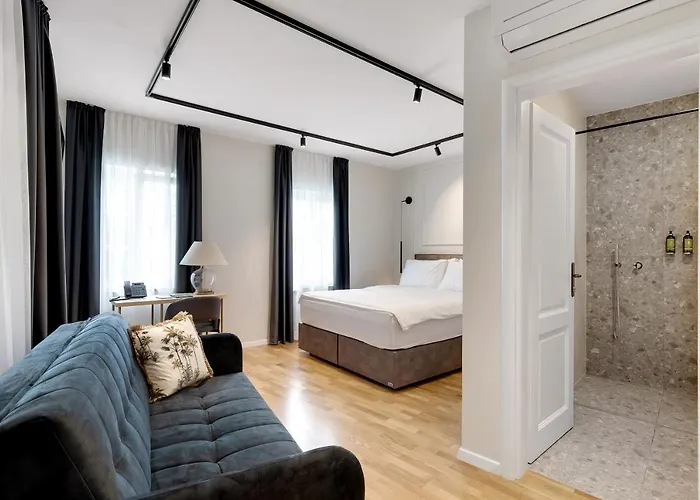 Bloom Hotel