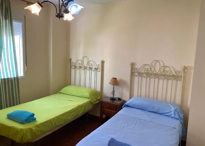 Casa CASTILLA, LA CASA ESTA EN LA ANTILLA 200METROS PLAYA