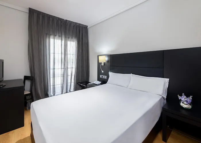 Hotel Virgen de los Reyes