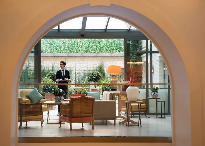 Hotel Le Littre Paris