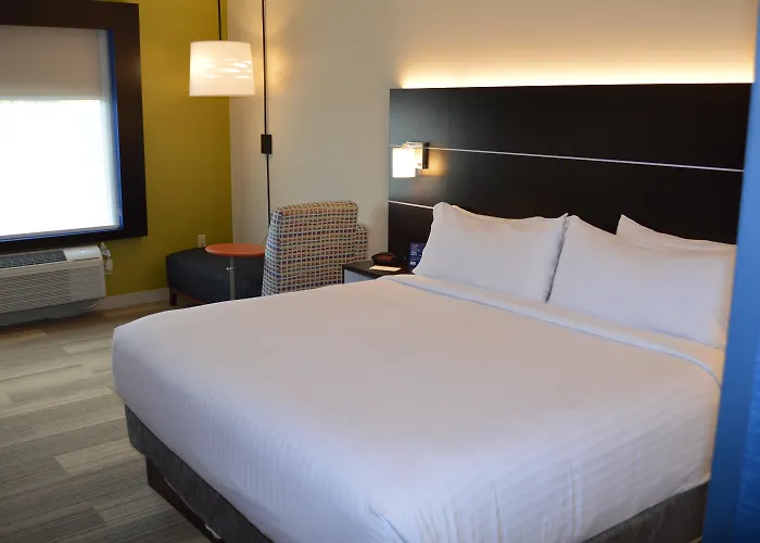 Holiday Inn Express Bloomsburg