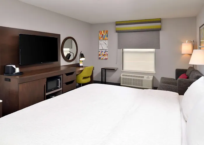 Hampton Inn Laporte