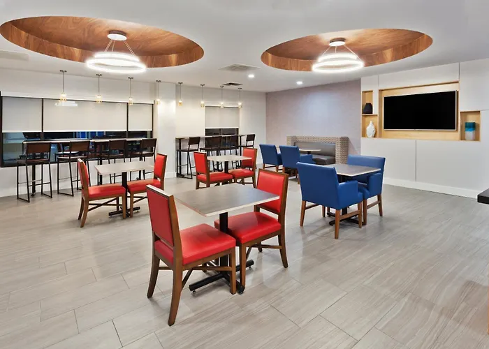 Holiday Inn Express Rome-East By Ihg