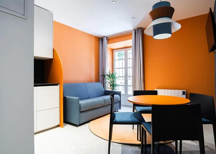 Apartamentos El Reloj