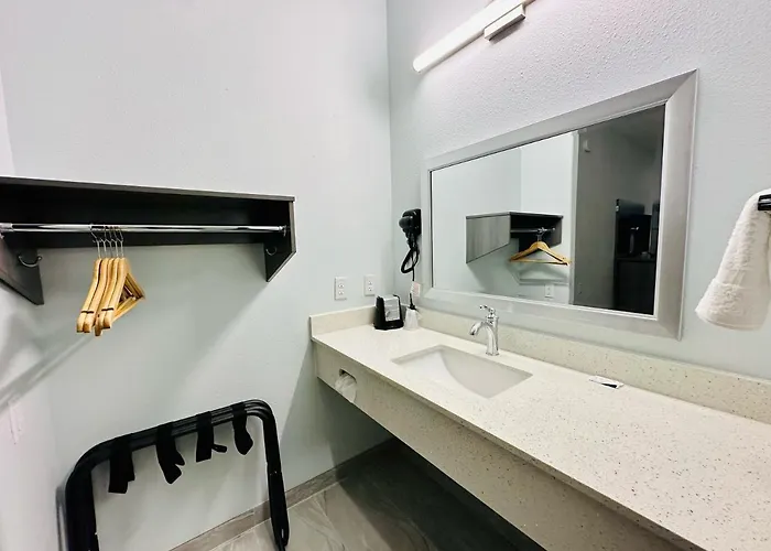 Crosby Travel Lodge And Rv Park