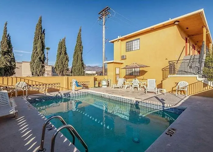 Econo Lodge University Tucson