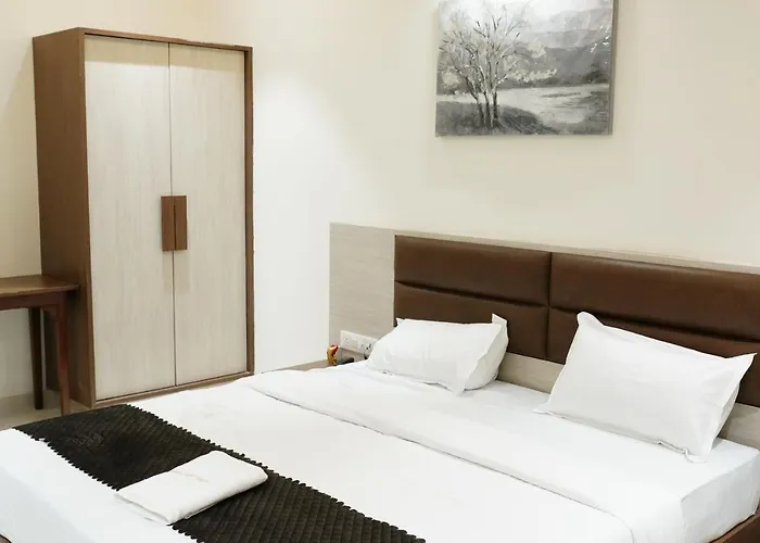 Mangalamurthy Hotels