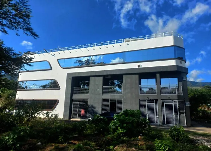 Ship Maria Hotel