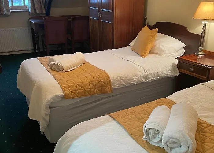 Crown Hotel