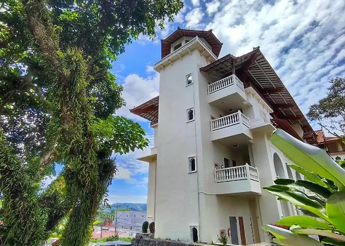 Tripletree Hotel And Resort Bukittinggi