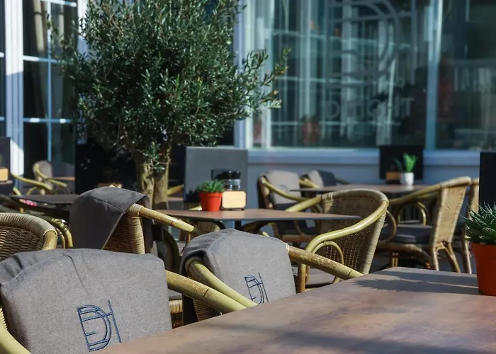 Hotel Grand Cafe Deight