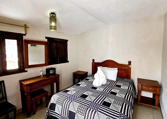 Hotel Plaza Baratillo