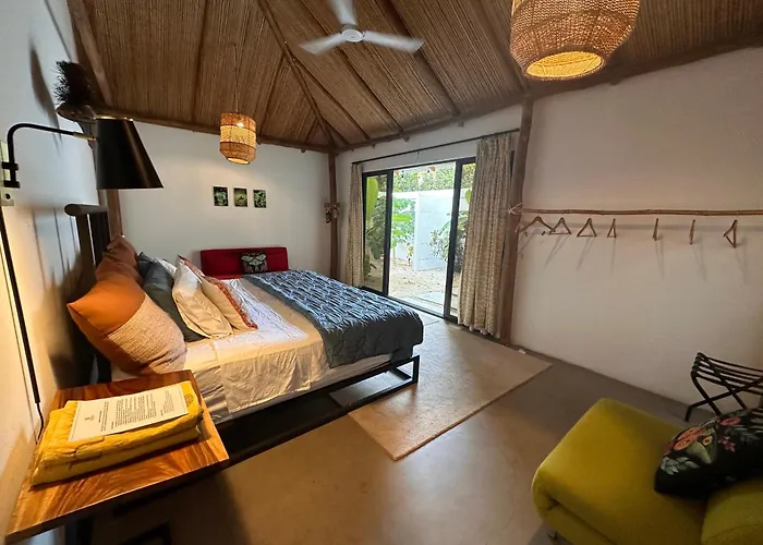 Curiol Boutique Hotel&Lounge