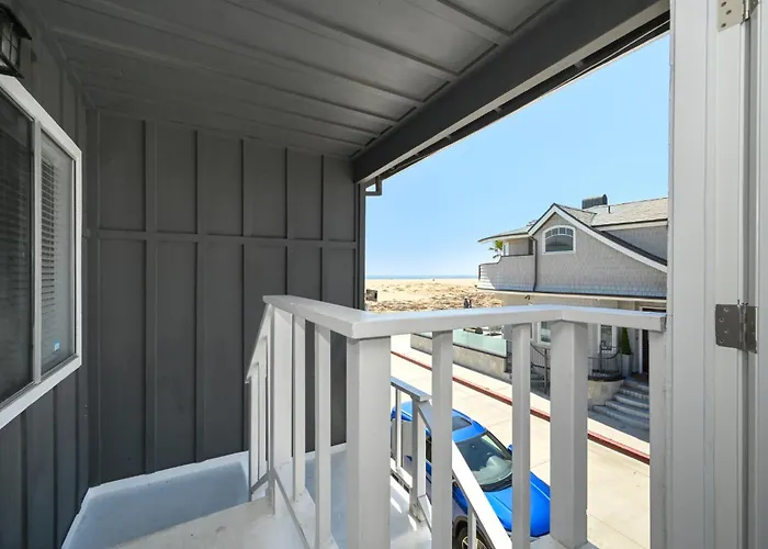 1 Bedroom Apartment In The Back Of Our Oceanfront Home